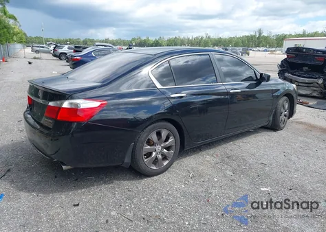 2015 Honda Accord Sport from USA, damaged, VIN 1HGCR2F57FA120481